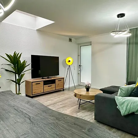 Apartment Exklusive Suite - Zentral In Der Koelner Suedstadt - Kostenloser Privatparkplatz - Perfekt Fuer Bis Zu 6 Gaeste - Smart Home
