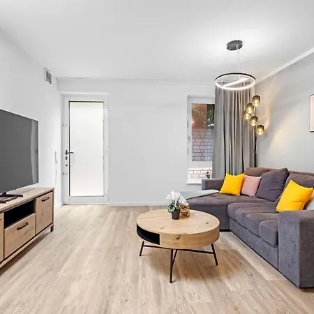 Apartment Exklusive Suite - Zentral In Der Koelner Suedstadt - Kostenloser Privatparkplatz - Perfekt Fuer Bis Zu 6 Gaeste - Smart Home *