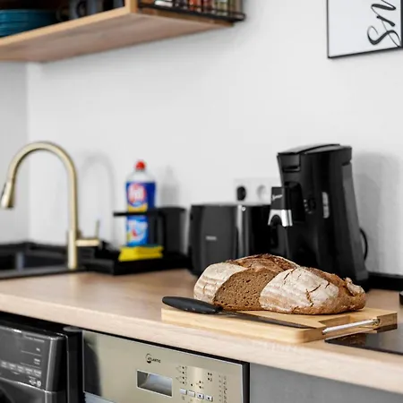 Apartamento Exklusive - - Inclusive Sauna - Free Parking - Perfect For 7 Guests - Smart