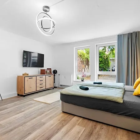 Exklusive - - Inclusive Sauna - Free Parking - Perfect For 7 Guests - Smart *