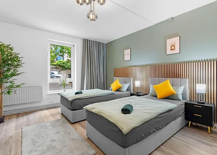 Exklusive - - Inclusive Sauna - Free Parking - Perfect For 7 Guests - Smart Colonia