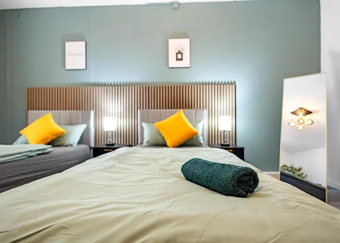 Apartment Exklusive - - Inclusive Sauna - Free Parking - Perfect For 7 Guests - Smart