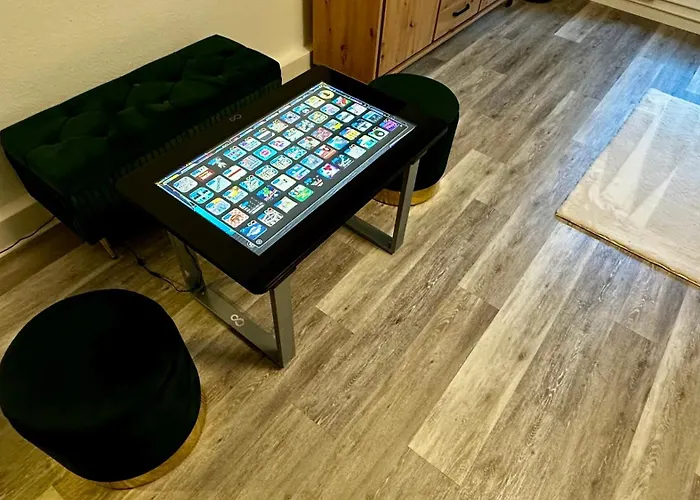 Exklusive - - Inclusive Sauna - Free Parking - Perfect For 7 Guests - Smart *