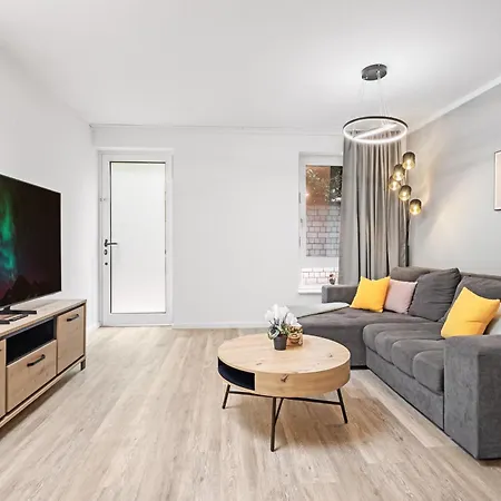 Exklusive - - Inclusive Sauna - Free Parking - Perfect For 7 Guests - Smart *