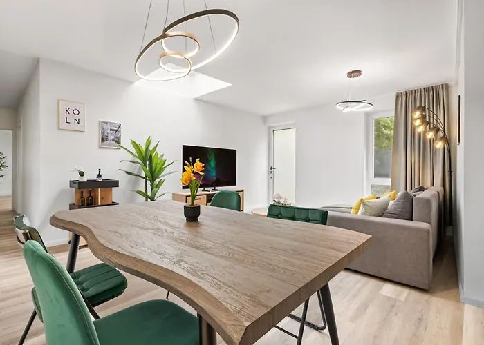 Exklusive - - Inclusive Sauna - Free Parking - Perfect For 7 Guests - Smart